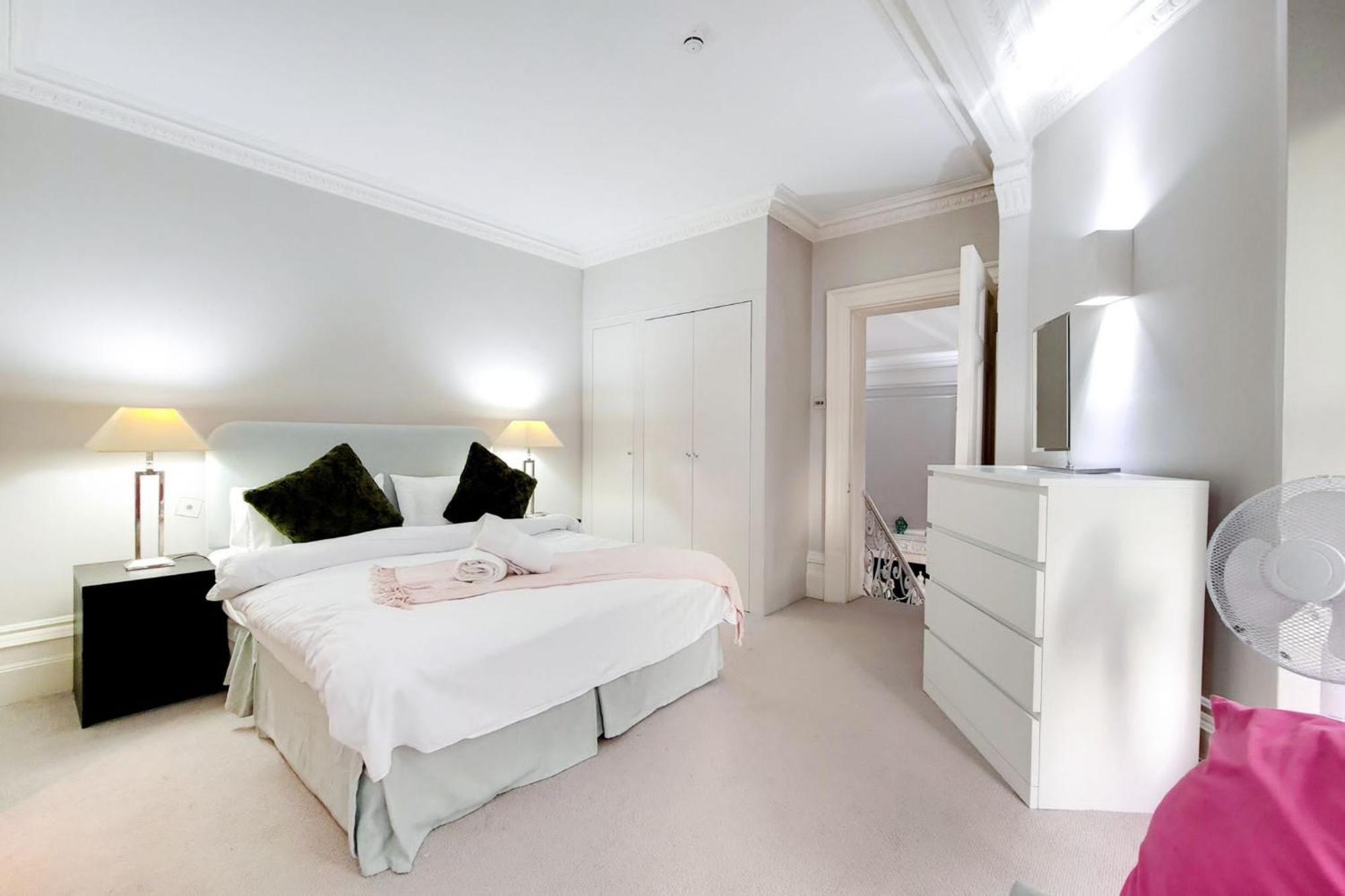 Sir Hans Sloane Apartments ロンドン 部屋 写真